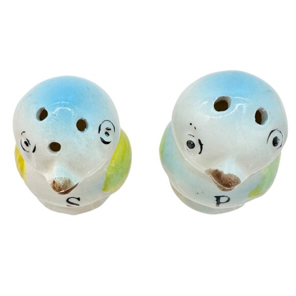 Vintage Ceramic Bird Salt and Pepper Shakers Hand-Painted Made In Japan 2in Tall - Picture 2 of 8